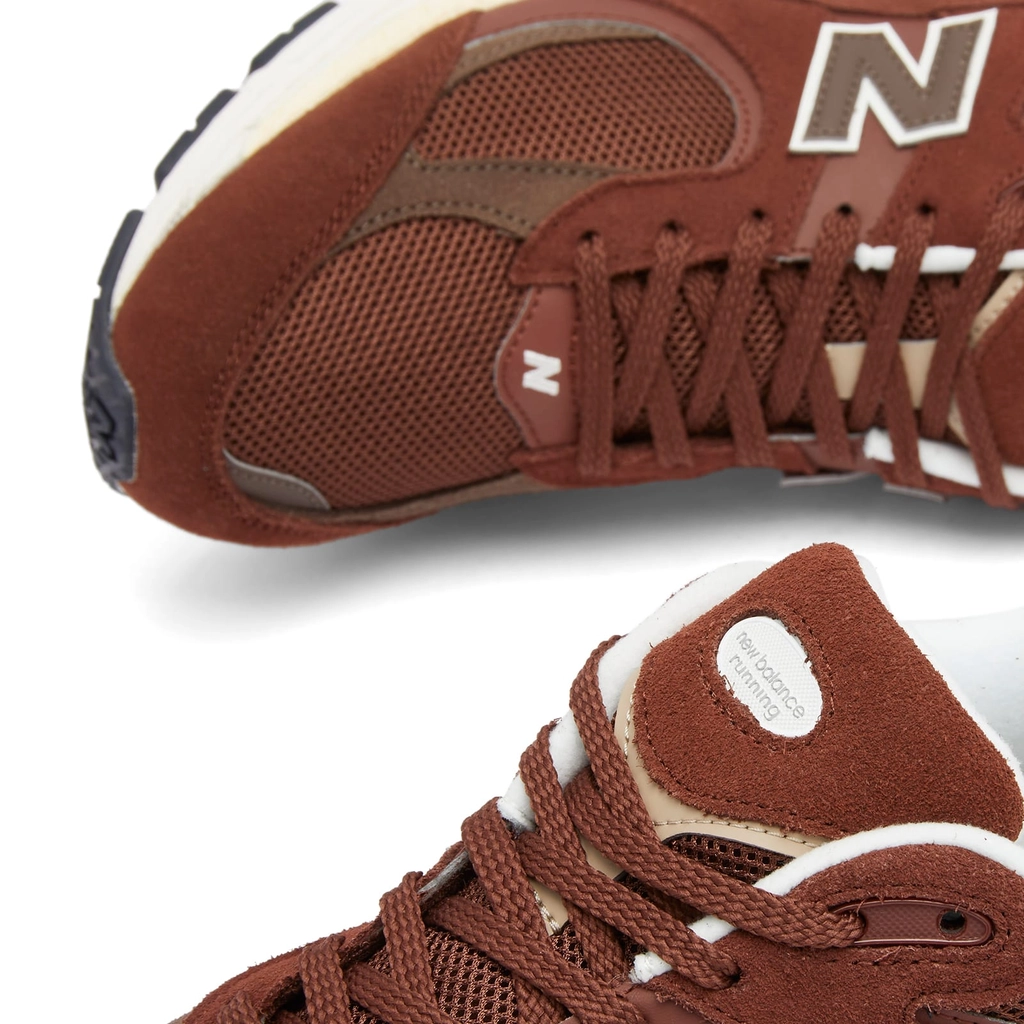 New Balance M2002RFF Brown